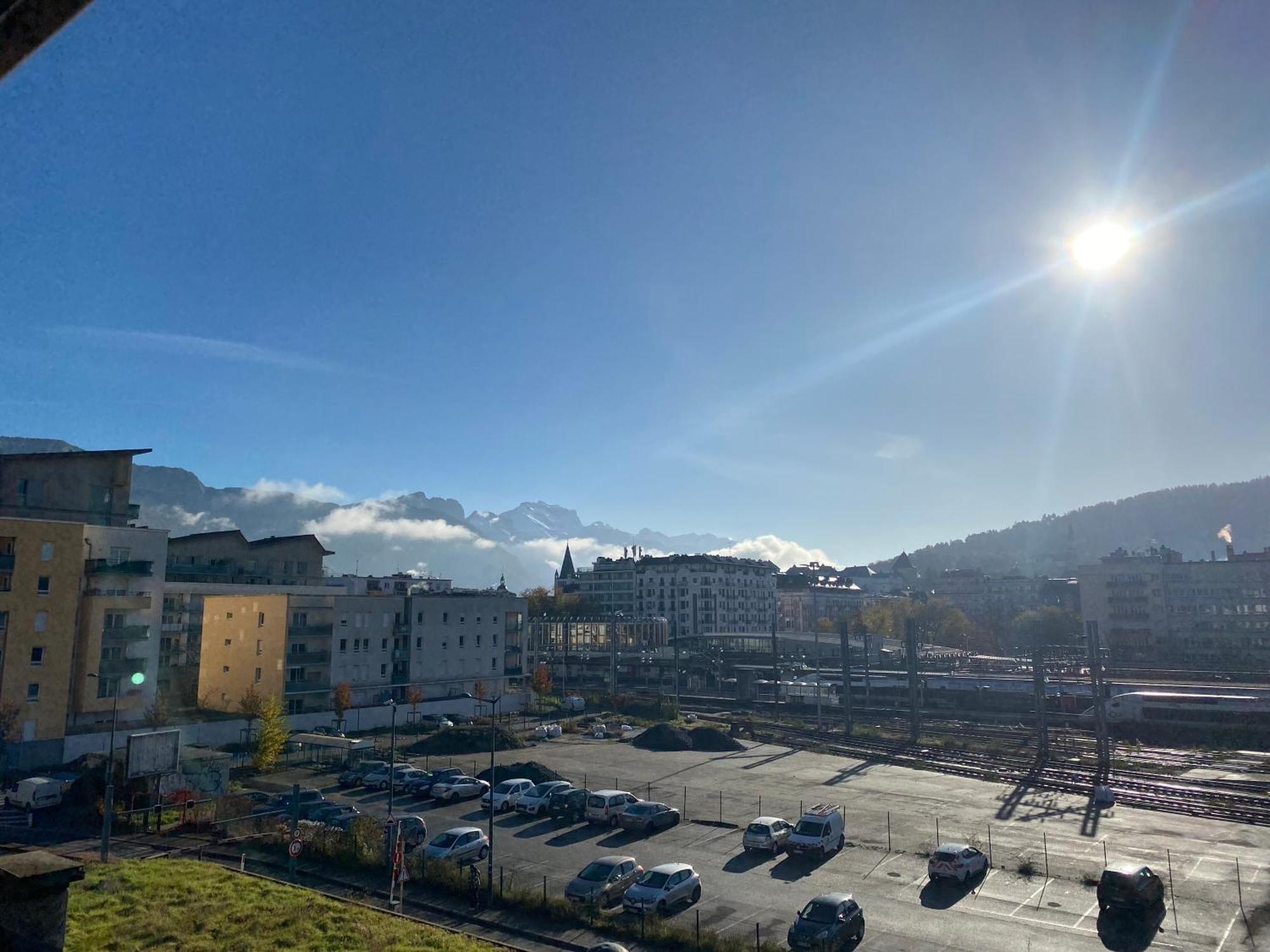 -- Le Sanctuaire, A 50 Metres De La Gare -- Apartman Annecy Kültér fotó
